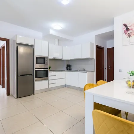 Montevideo By Canariasgetaway * Las Palmas / Gran Canaria